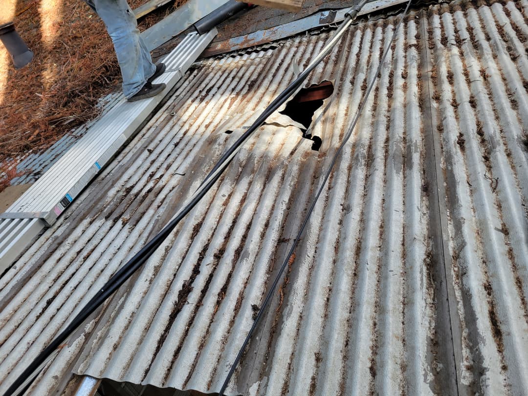 Old aluminum roof on a shed